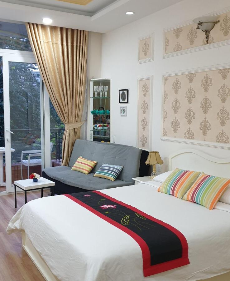 Chez Lotus Vn Hotel Хошимин Екстериор снимка