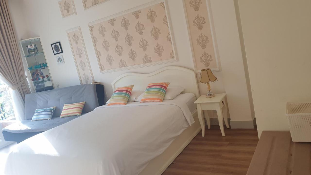 Chez Lotus Vn Hotel Хошимин Екстериор снимка