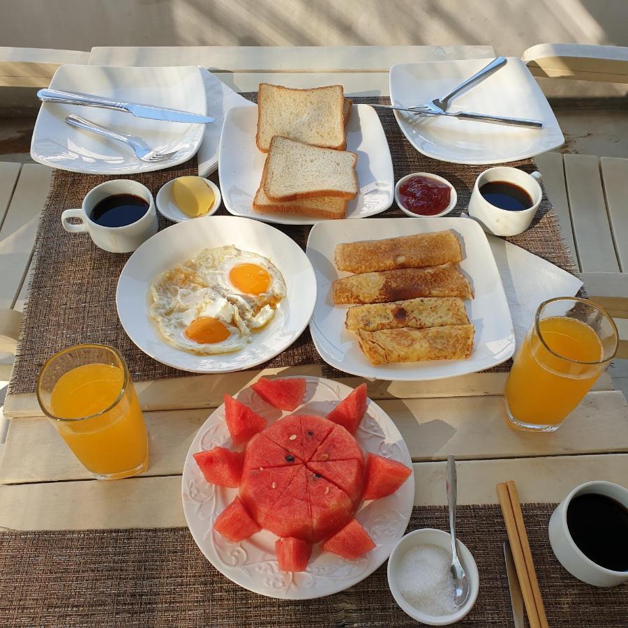 Chez Lotus Vn Hotel Хошимин Екстериор снимка