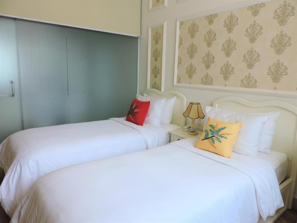 Chez Lotus Vn Hotel Хошимин Екстериор снимка