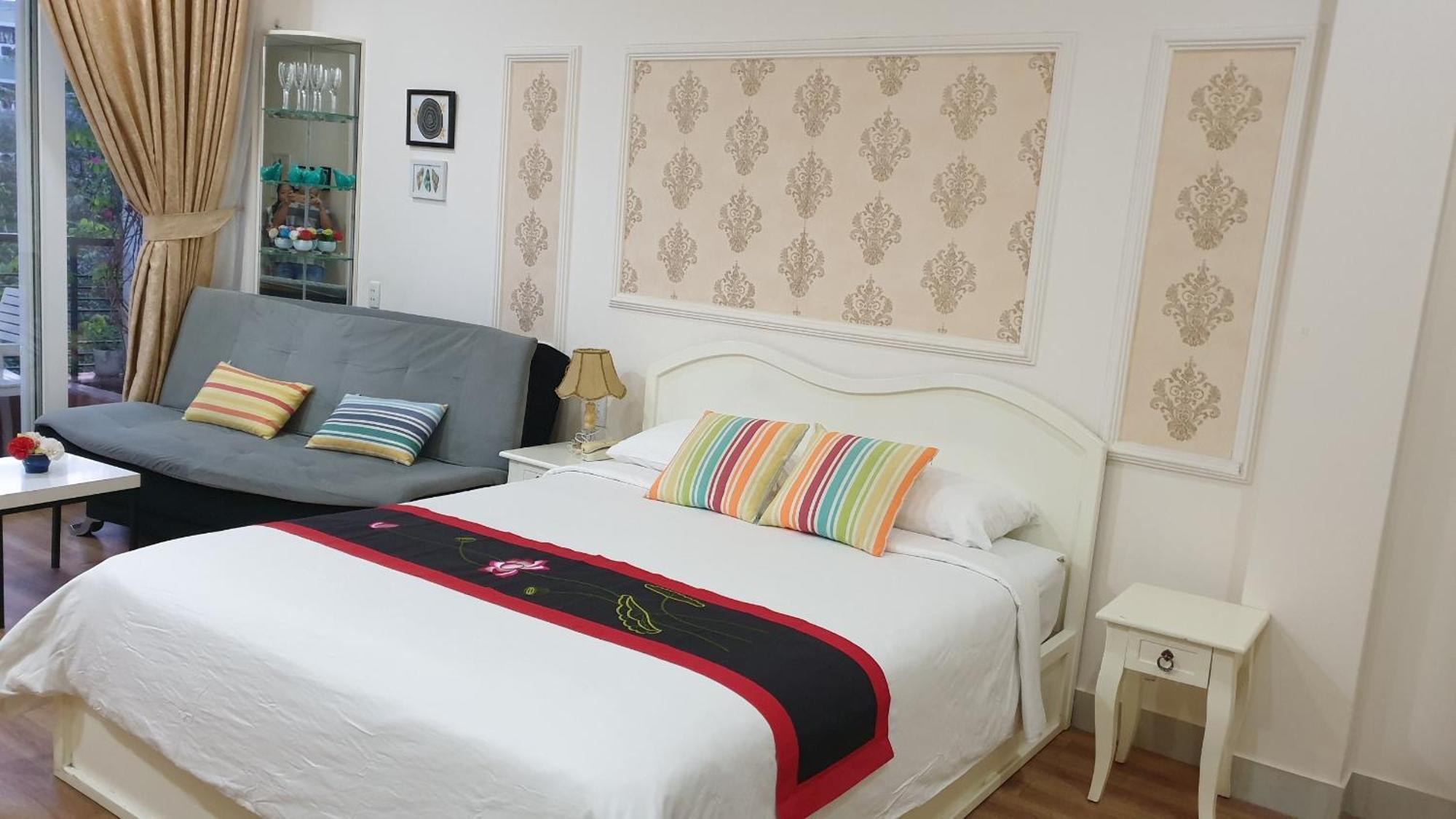 Chez Lotus Vn Hotel Хошимин Екстериор снимка