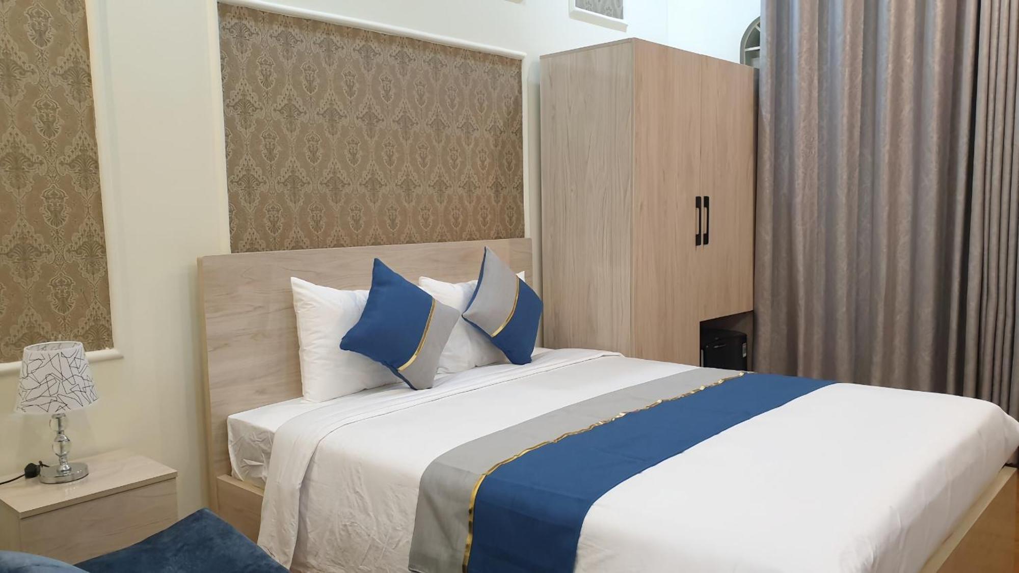 Chez Lotus Vn Hotel Хошимин Екстериор снимка